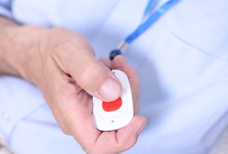 emergency safety alert for seniors